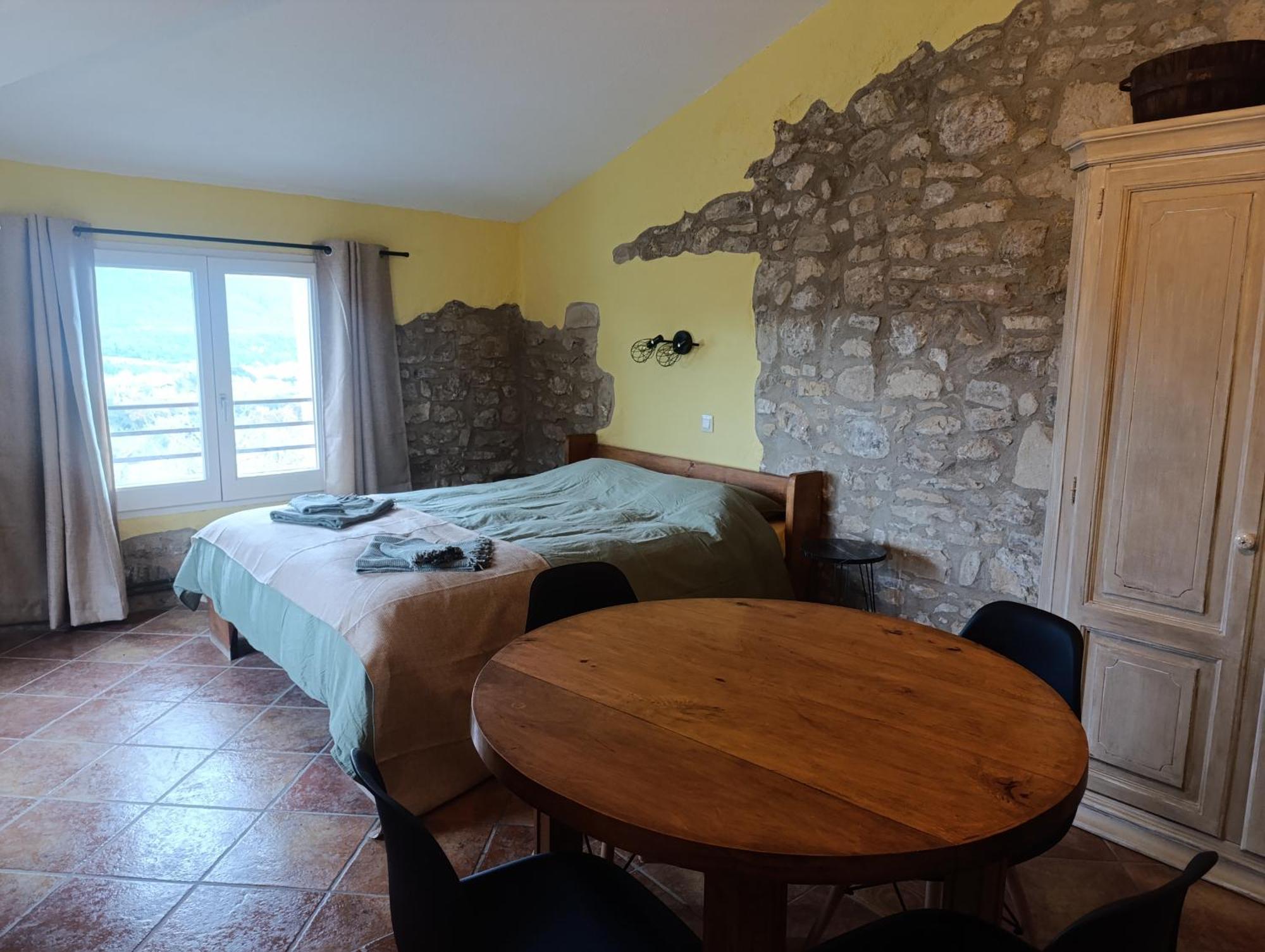 Mas Pitre Bed & Breakfast Besalu Ngoại thất bức ảnh