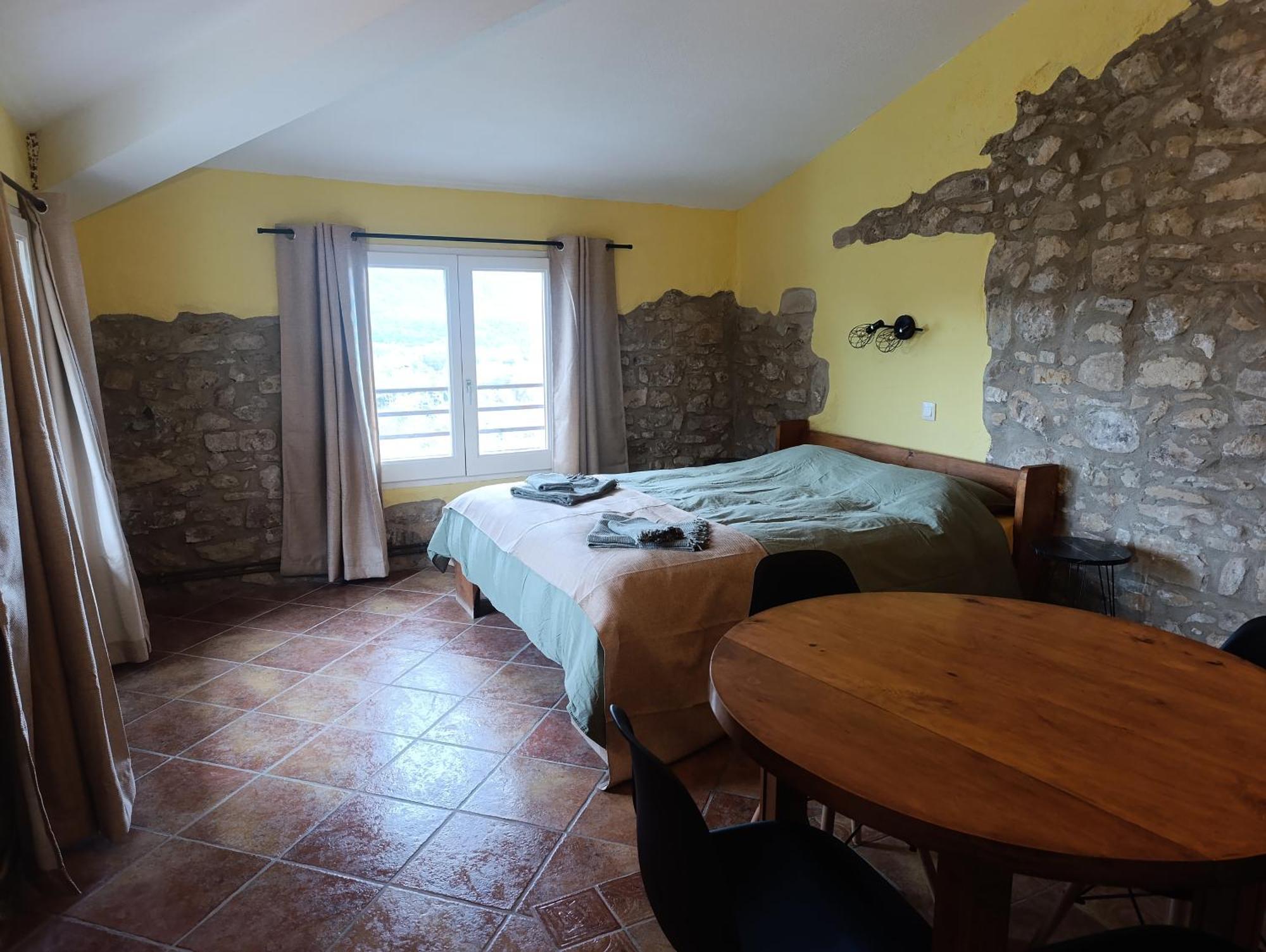 Mas Pitre Bed & Breakfast Besalu Ngoại thất bức ảnh